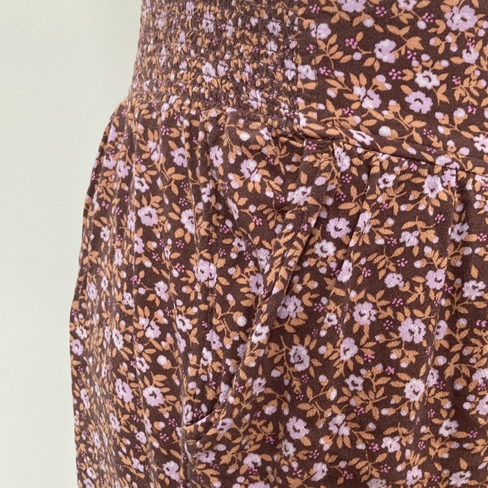 Pants - Picture 5 of 8